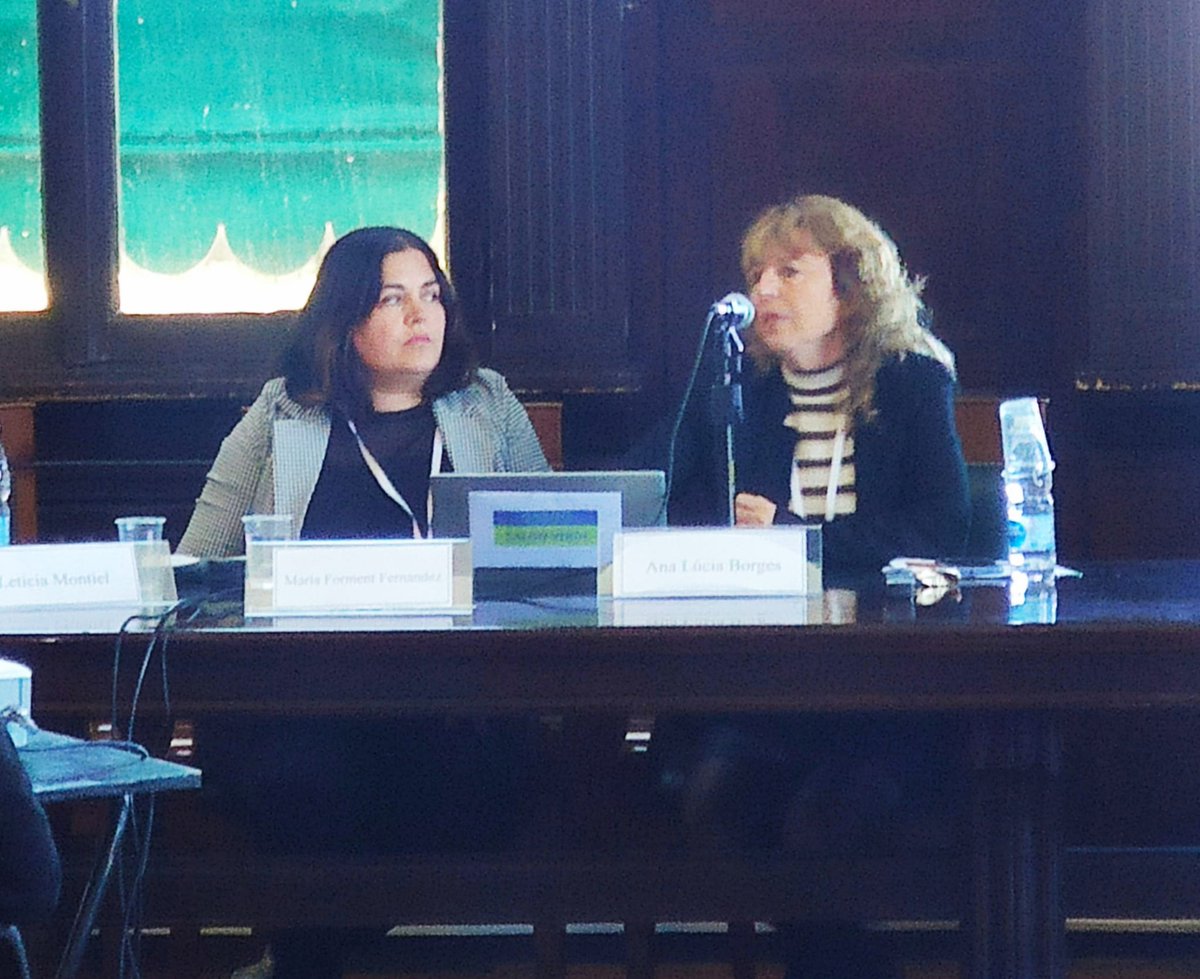esterpenya's tweet photo. Amb la @iremans, explicant l'estratègia de desplegament de la comunicació clara al congres #PLAIN2023 https://t.co/ZNdErwyL6J