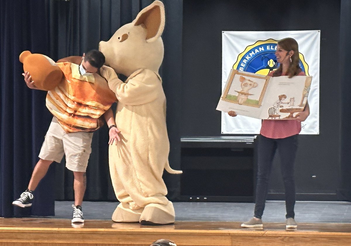 Jen Holsinger-Raybourn tweet media