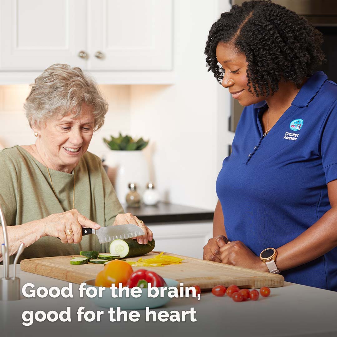 🧠 Seniors, boost brain health and memory with these foods:

🐟 Fish 
🧺 Leafy greens 
🥛 Low-fat dairy 
🥑 Healthy fats 
🌿 Herbs & spices

Our caregivers help you enjoy these brain-boosting delights. 🍽️❤️ #BrainHealth #SeniorNutrition