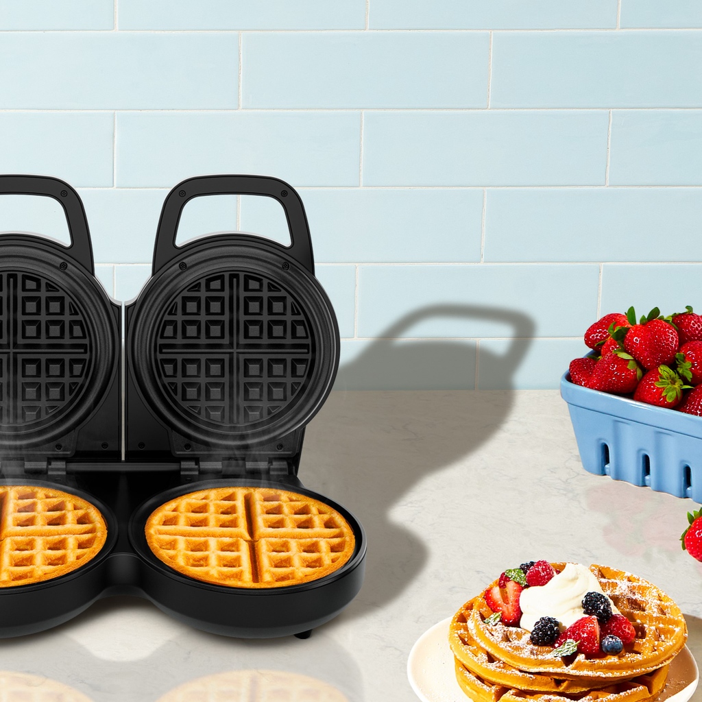 MyChefman's tweet image. Our The Double™ #Chefman Anti-Overflow #WaffleMaker makes two waffles at once to create a batch of waffles in double the time! With 7 shade settings and an anti-overflow moat to prevent a mess, what more could you want? Shop now on #Amazon: l8r.it/aqyW