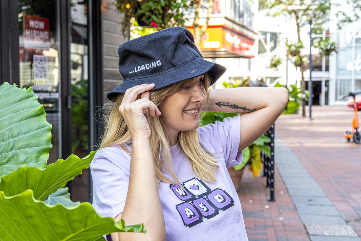 GearRivals's tweet photo. Loading your new favorite fit...

Level up your back-to-school wardrobe this semester with our Esports University streetwear collection! 😎

Shop now 👉 https://t.co/ynMUI871iP https://t.co/39BaYfShbF