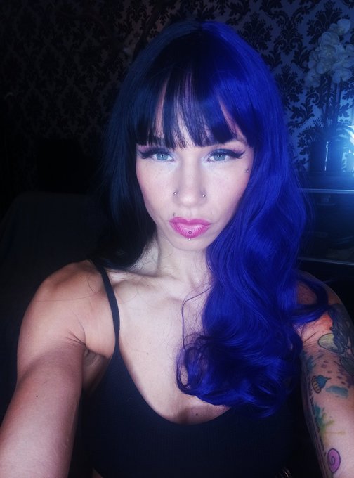 It's nearly the weekend... 😈 #mischief #dominate #thedarkside https://t.co/NFrtL8pP2U<a href="/tag/mischief"class="tags">#mischief</a><a href="/tag/dominate"class="tags">#dominate</a><a href="/tag/thedarkside"class="tags"><span>#thedarkside</span></a>