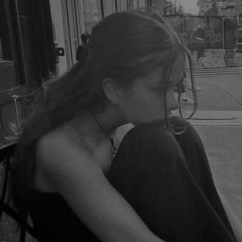 JessiRivas17's tweet photo. —Tú destrozaste mi corazón y nunca intentaste repararlo, Aleksi. Ni siquiera te has disculpado. 

—¿Servirá de algo decirte que lo siento? 

—No. Es tarde. 

2024 🥀 https://t.co/OrNGeXECxT