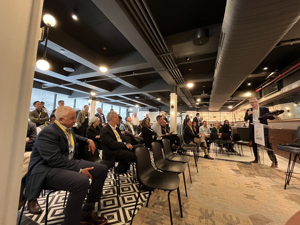 Jim Senall tweet media