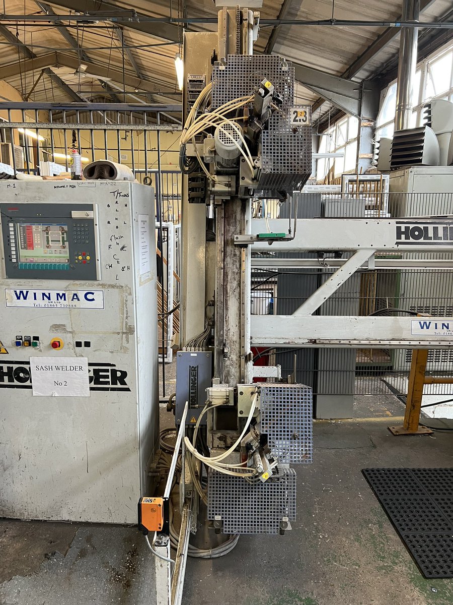 New welder Day!! Which means I have a 2002 Hollinger vertiquad for sale!!! Give me call on 01245 471555 for details. Complete with EUROCELL welding blocks.