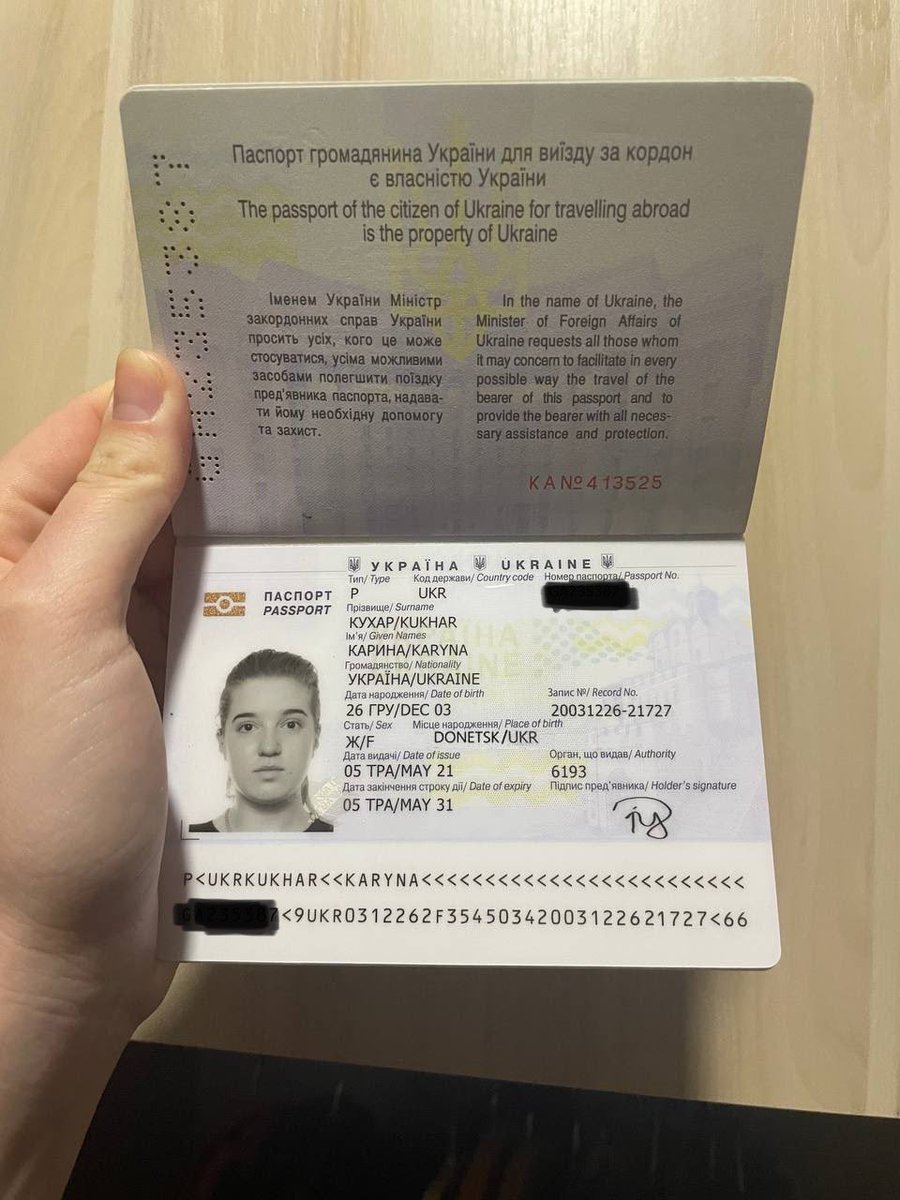 I had a talk with @DefactoHumanity and scheduled a meeting in Kyiv next Sunday to verify our situation, here is my passport, please share and retweet this, we really need help 🙏🏼🇺🇦