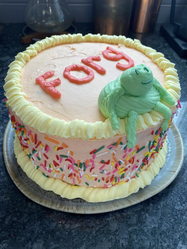 messedupfoods's tweet photo. forg cake https://t.co/omeljLXnOH