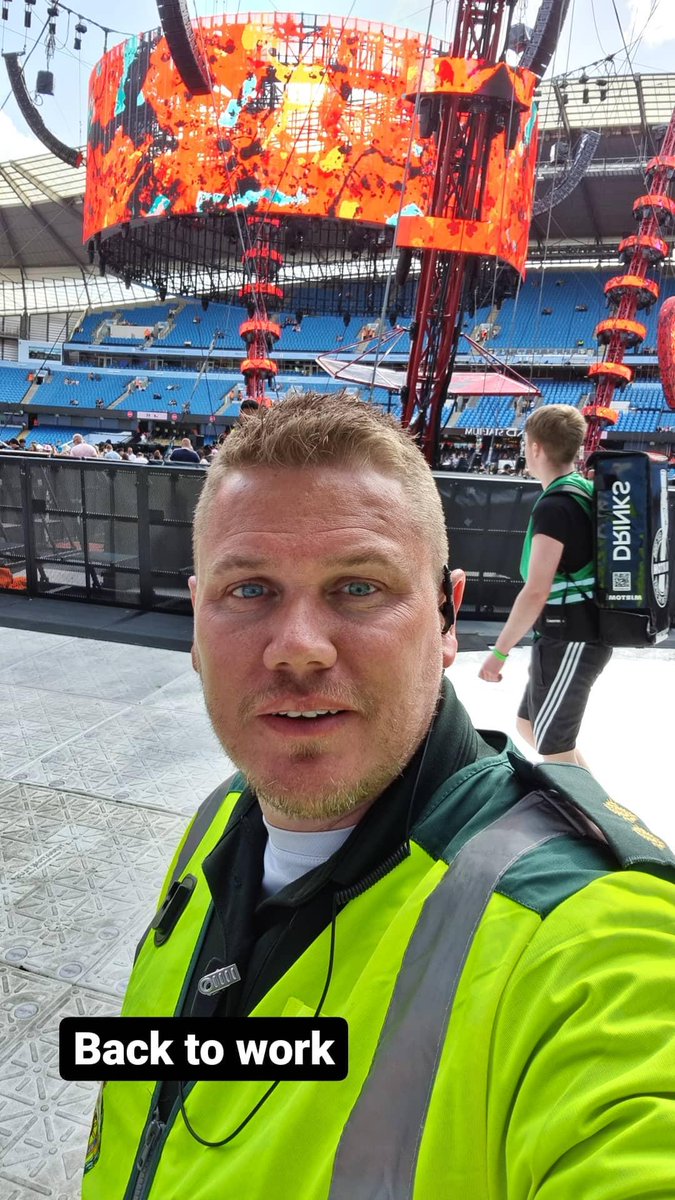 Richard McManus (@richm83) on Twitter photo Absolutely gutted to post this.
I've decided to leave <a href="/NWAmbulance/">North West Ambulance Service</a> and take my career in a different direction.
A change to my role gave me an opportunity to look around and see what was open to me.
Having juggled shifts with the Mrs for 15 years, the time has come for change. Absolutely gutted to post this.
I've decided to leave <a href="/NWAmbulance/">North West Ambulance Service</a> and take my career in a different direction.
A change to my role gave me an opportunity to look around and see what was open to me.
Having juggled shifts with the Mrs for 15 years, the time has come for change.