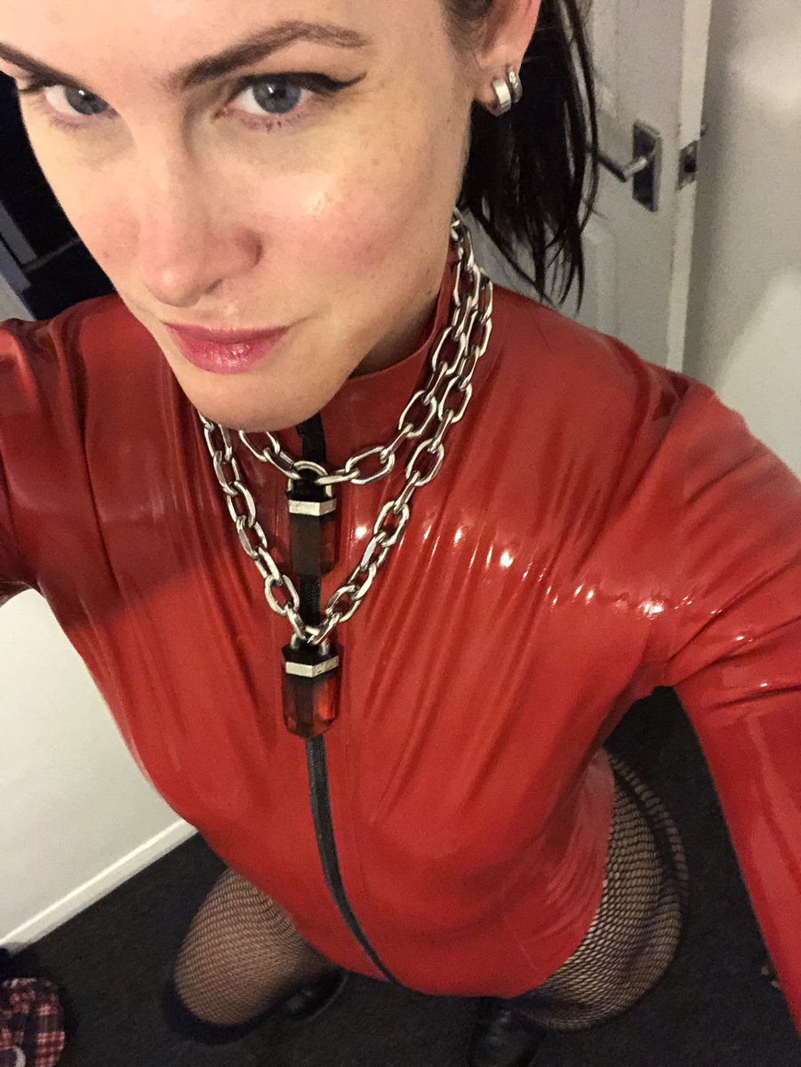 Lady Isla tweet media