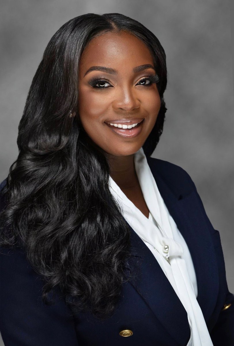 Hi #MedTwitter and #IMtwitter! My name is Kadija Salifu an M4 @MeharryMedical applying into Internal Medicine for #Match2024. I am passionate about Global health and addressing health care disparities . Looking forward to meeting fellow IM colleagues and programs. #ghanatwitter