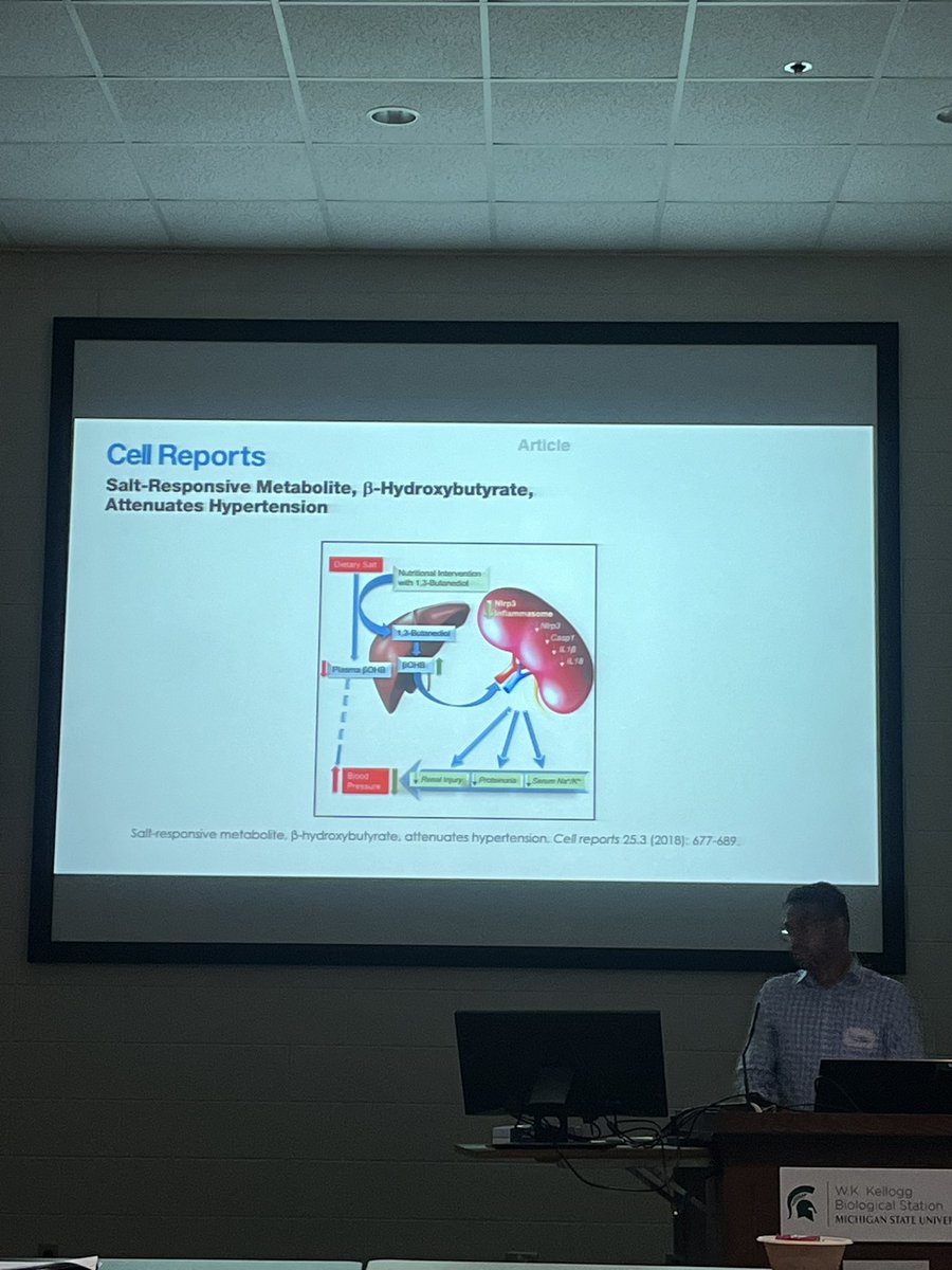 Good job presenting your work, @SachinAryal9 ! 🫡 #Gull_lake_hypertension_meeting_2023 #hypertension #graduate #research