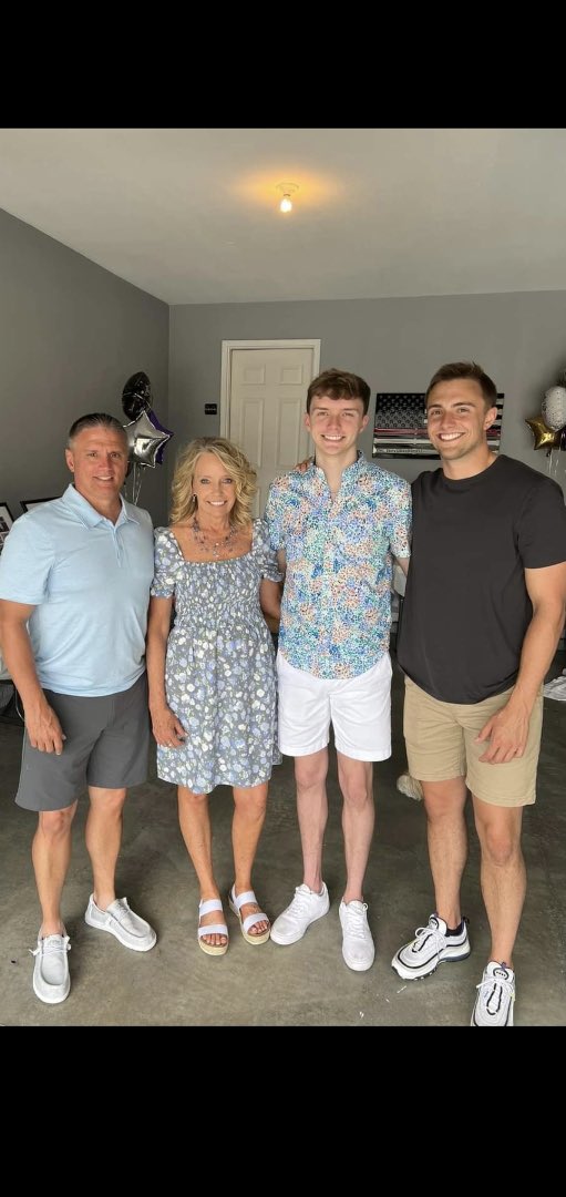 mbrandsfield's tweet photo. Happy son’s day to two of the best! You bring so much joy &amp; happiness to our lives!! Love you https://t.co/phslvP8HmH