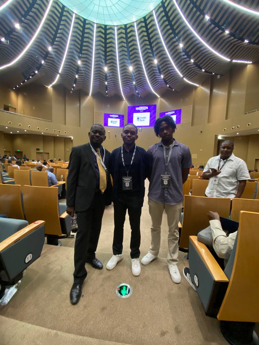 GondweMr's tweet photo. Day 1 @lusakaslushd  Was Truely An Exciting Networking and Investor Pitch Event.
@Mulengakapwepwe @MoTS_Zambia @ChipotaFelix https://t.co/phm52IcNE4