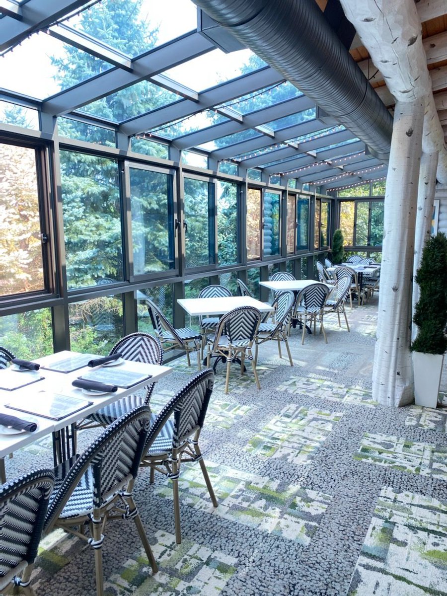Bluecanyonkt's tweet photo. #bringoutsidein!
#terracedining
#eatgoodfood
#patioclosed https://t.co/yaG7Ydqu3J
