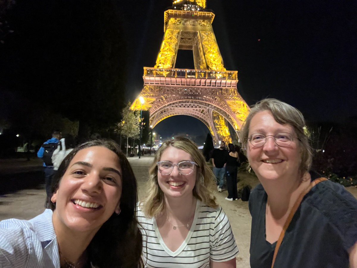 Had a blast at #GeoMod2023 with <a href="/geomechCooke/">Michele Cooke</a> and @ChristRamos4!