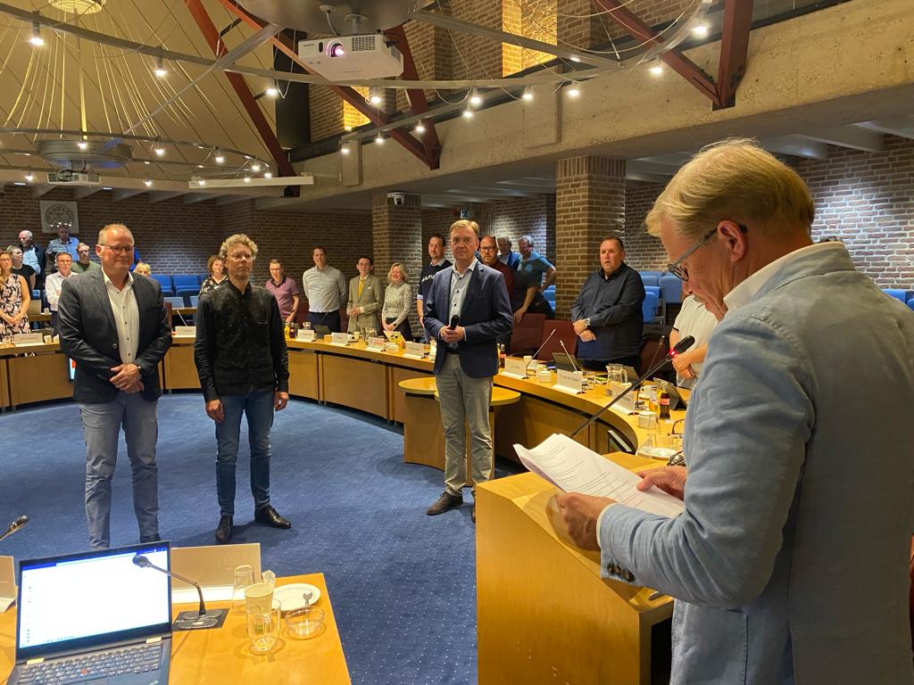 Gemeentebelanger Roelof Blomsma uit Roderwolde vanavond beëdigd als nieuw raadslid in de Gemeente Noordenveld.

gemeentebelangennoordenveld.nl/gemeentebelang…