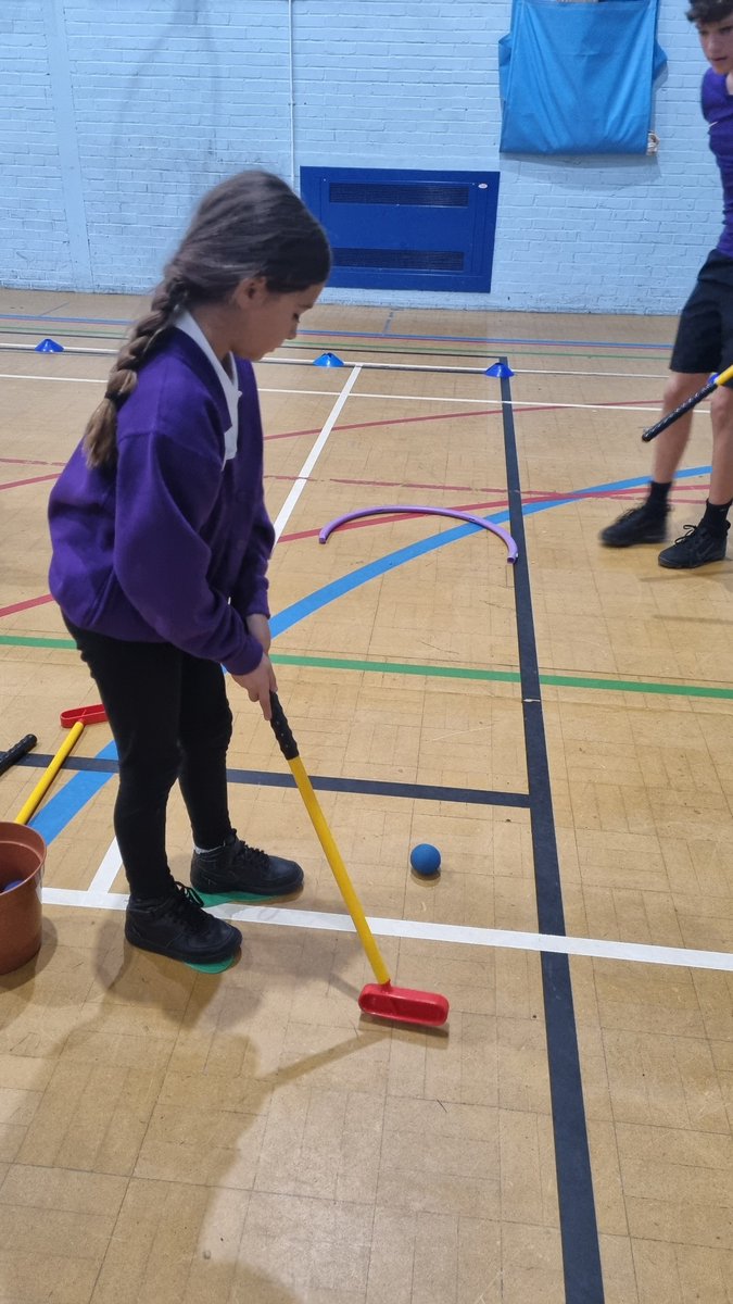 TempleMillTHAT's tweet photo. Some pupils from Year 3 and 4 attended a Tri-golf event earlier today at The Howard School.

They had a fantastic time trying out some golf skills

Well done to everyone that took part!

#trigolf #howardacademytrust https://t.co/OTGkerdEST