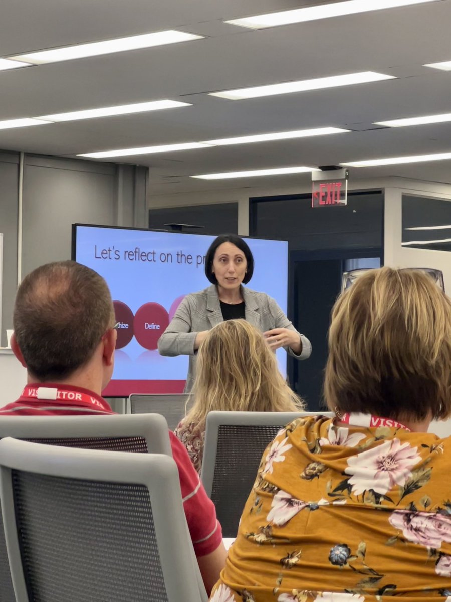 StarrBulldogs's tweet photo. It’s been a great couple of days of PD at Battelle for the Fostering STEM Institute! @OSLN @Battelle @OCSsuccess @starrsteam https://t.co/C09DyhZ8Ir