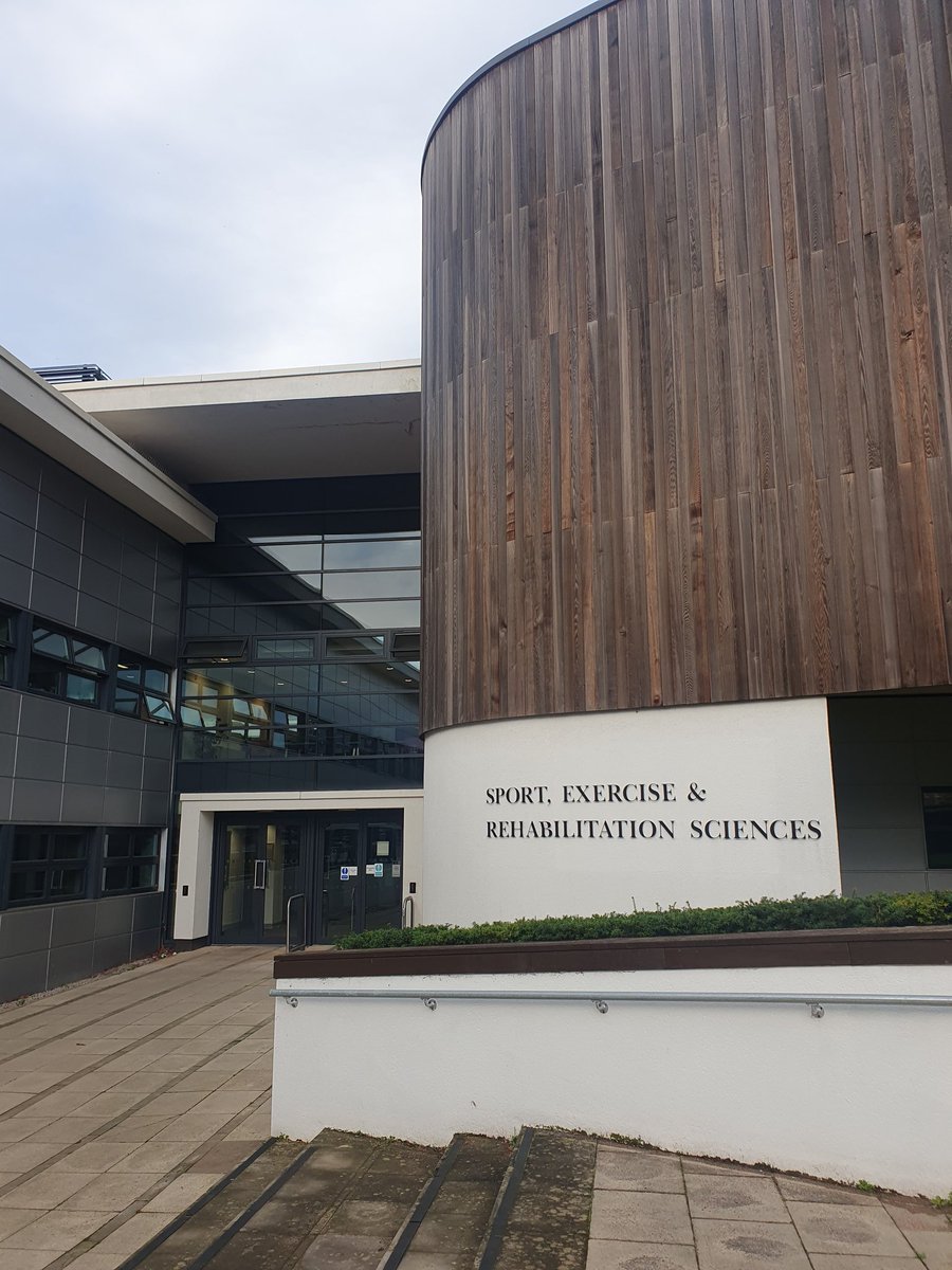 JDSwain89's tweet photo. Great to be back @UBSportExR 10 years after I graduated to teach taping techniques to the BSc &amp; MSc Physio students as they prepare to support the @UBSport teams in @BUCSsport this season. Massive thanks to @CarolinePhysio for inviting me down.
#sportsmedicine
#sportsphysio https://t.co/21W0utj16x