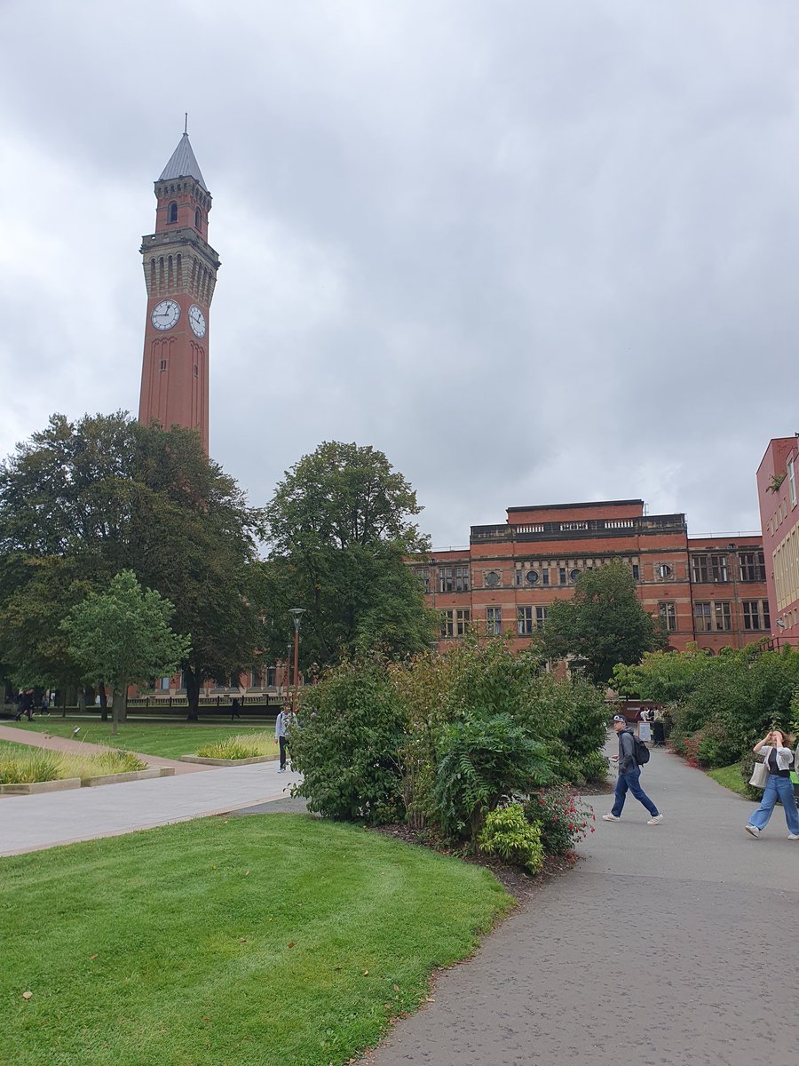 JDSwain89's tweet photo. Great to be back @UBSportExR 10 years after I graduated to teach taping techniques to the BSc &amp; MSc Physio students as they prepare to support the @UBSport teams in @BUCSsport this season. Massive thanks to @CarolinePhysio for inviting me down.
#sportsmedicine
#sportsphysio https://t.co/21W0utj16x