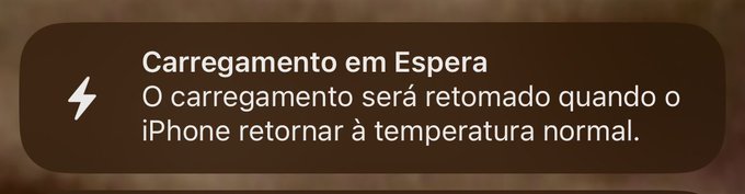 a tal da atualiza&ccedil;&atilde;o do iphone kkkk https://t.co/MFoR5apcDn
