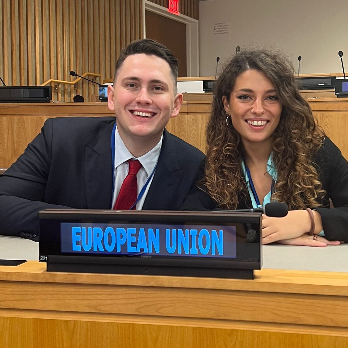 🆕#EUatUNYouthDelegates Giulia Tariello &amp; Lukas Svana delivered EU opening statements <a href="/UN/">United Nations</a> 3rd Committee

📣We need to accelerate the implementation of #Agenda2030 to tackle poverty and guarantee safe access to education for all

More➡️eeas.europa.eu/delegations/un…
