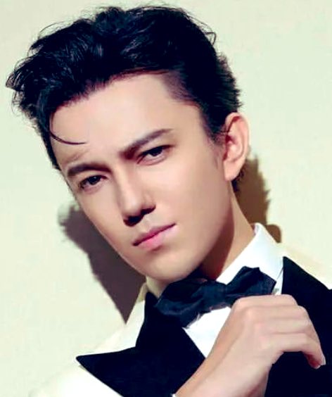 svetlana_denver's tweet photo. @Cheeky30269285 @dimash_official DIMASH IN CHINA
#AutumnFestivalGala
#Dimash_Dears
❤️Ты пленил меня этим Голосом
Таким искренним,близким и нежным,
словно небо и море,безбрежным,
Чистым,как ключевая вода
Ты забрал меня этим Голосом,
Из глубин,из веков зовущим,
Свет Любви и Надежды дающим,
Ты забрал меня навсегда https://t.co/E6nmrilKro