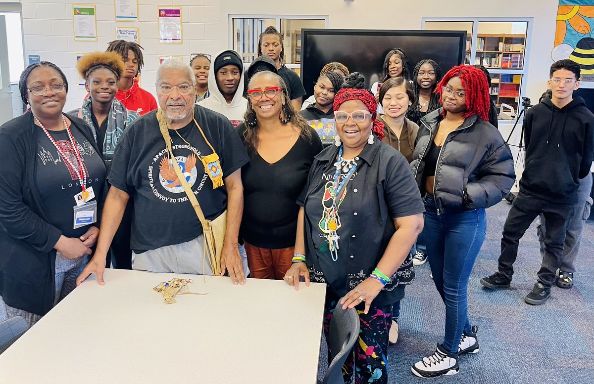 CarverHS_Nation's tweet photo. Dr. John Mendez educates Carver High School eleventh graders about Native American Culture and Faith. @CHS_JacketPride @jacket_mathhive @_CHS_Athletics_ @CarverAOHT @CarverYellow @ELA_Carver_High @football_carver @carver_men @CarverPtsa @ThyaisM @TriciaTMcManus https://t.co/YRtVZ9kG6O