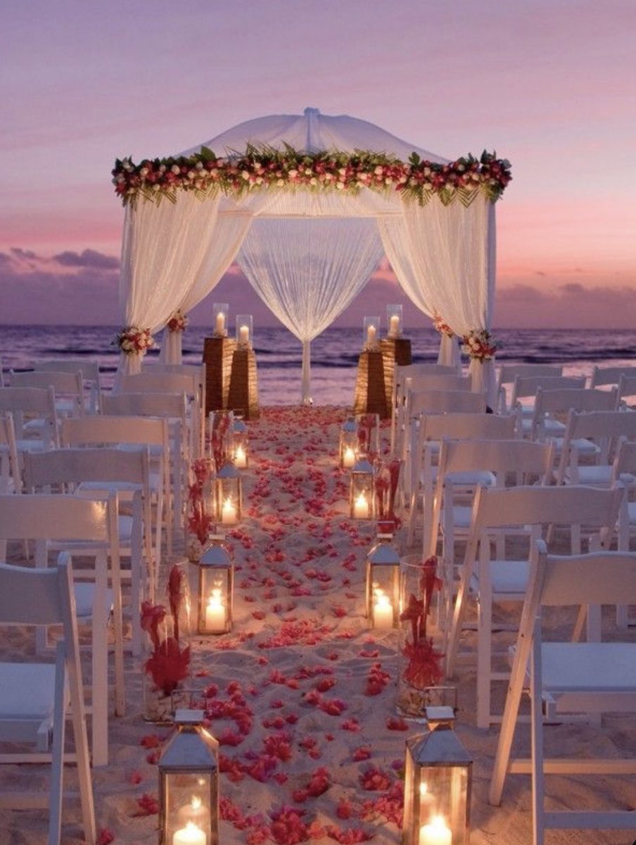 Jadayshaaa's tweet image. How do y’all feel about getting married?