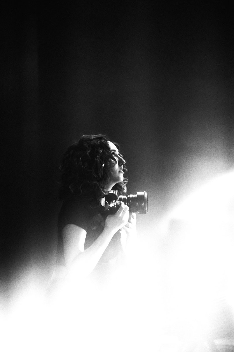 deviedoodle's tweet image. I cherish every photo of me that came  from the spring plini tour with my entire heart and soul. 

📸 - @RickyHCD 💫