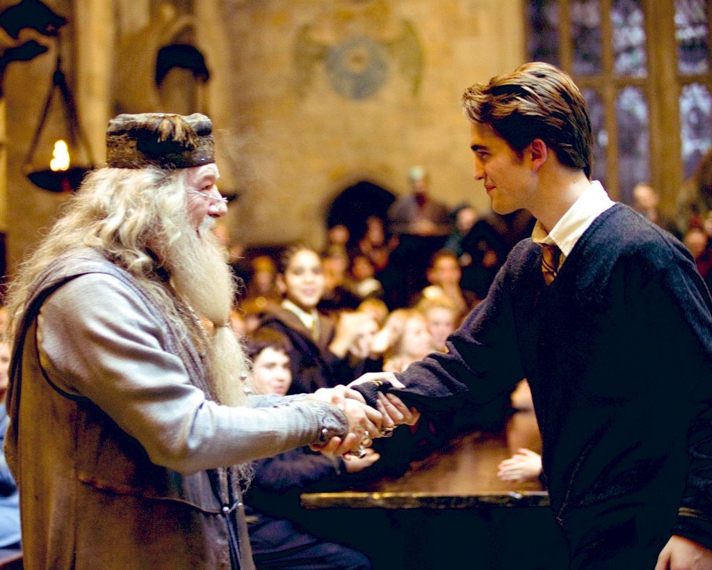 RIP #MichaelGambon our thoughts are with his friends and family. All our love. #AlbusDumbledore #HarryPotter #CedricDiggory #RobertPattinson