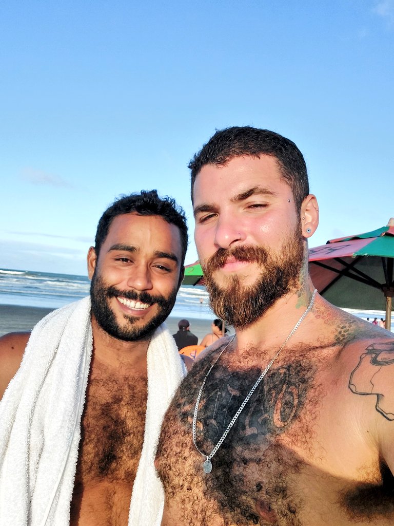 bouvierfelipe93's tweet image. Eu não estava procurando nada, quando te conheci. Na verdade eu não estava planejando cair por ninguém tão cedo. Mas ai eu te conheci. E foi isso... perdi o controle, perdi o ponto de vista,  então de repente você percebe; voce tem alguma coisa💘💙🧡💛💚
