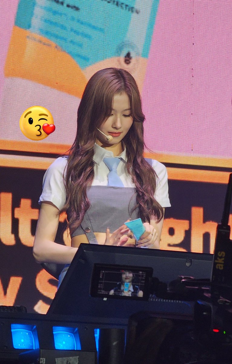 Happy Friday to My Minatozaki Sana, my Sanayang, my Shasha, my love, my world, my universe, my honey bunny sweety, my cutie pie, my sunshine, my girl, my everything. 

#SANA #사나 #サナ #ScarlettXTWICE