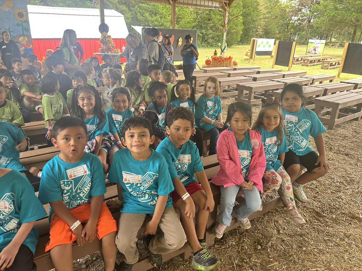 Mrs. Bowen’s Kinder Crew tweet media