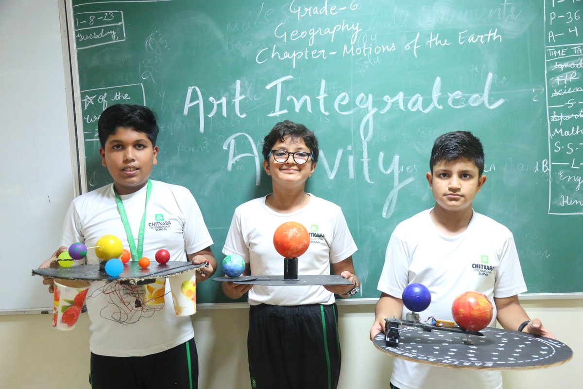 chitkara_school's tweet photo. Chitkara International School's Grade 6 pupils present an impressive recycled model depicting "Earth's Revolution and Seasonal Changes"
#CIS #artintrigratedactivity #learning #knowledge #eartmotion #Art #Activity #creativity #craft #recyclematerial #ChitkaraInternationalSchool https://t.co/EgCAGY62rm