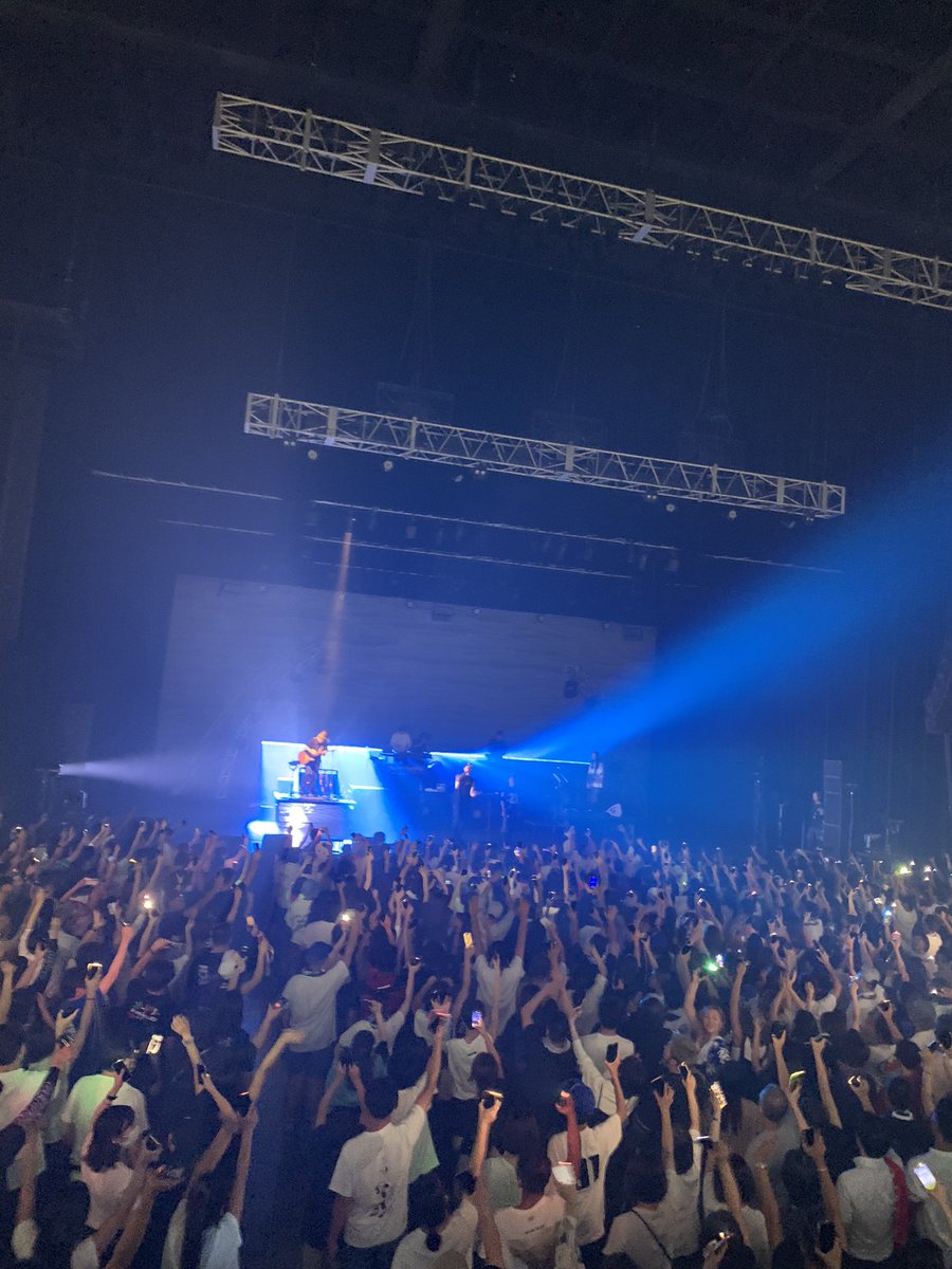 kuzuchamn's tweet photo. #DefTech
東京公演最高やったなぁ🙄
心が浄化された、満たされた🏄
Power in da music!!

#TheSoundWavesTour #Weakends
#Automatic https://t.co/rJdmJ55mHT
