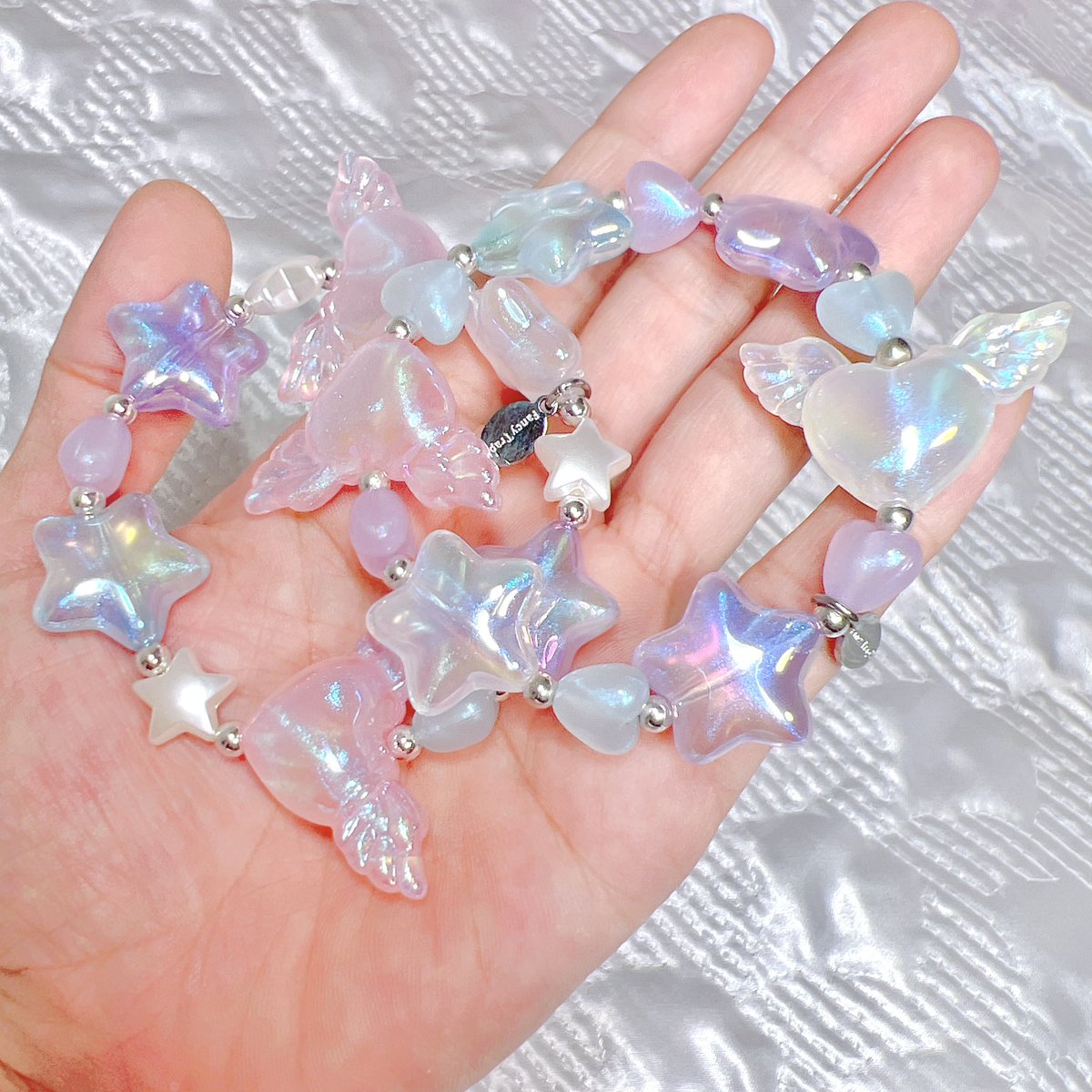 fancytrap_kana's tweet photo. 天使のブレスレット👼
オーロララメで超かわいっ🔮✨ https://t.co/prlsRSES8M