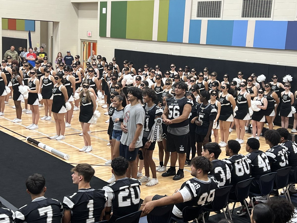 NISDSotomayor's tweet photo. Sotomayor Homecoming Pep Rally! Let’s go Wildcats 🐾! Beat the Mustangs!! 🖤🩶🤍 https://t.co/nlFZiHV3sL