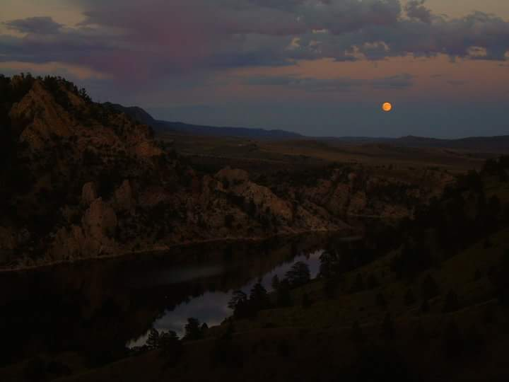 Discover Carbon County, WY tweet media