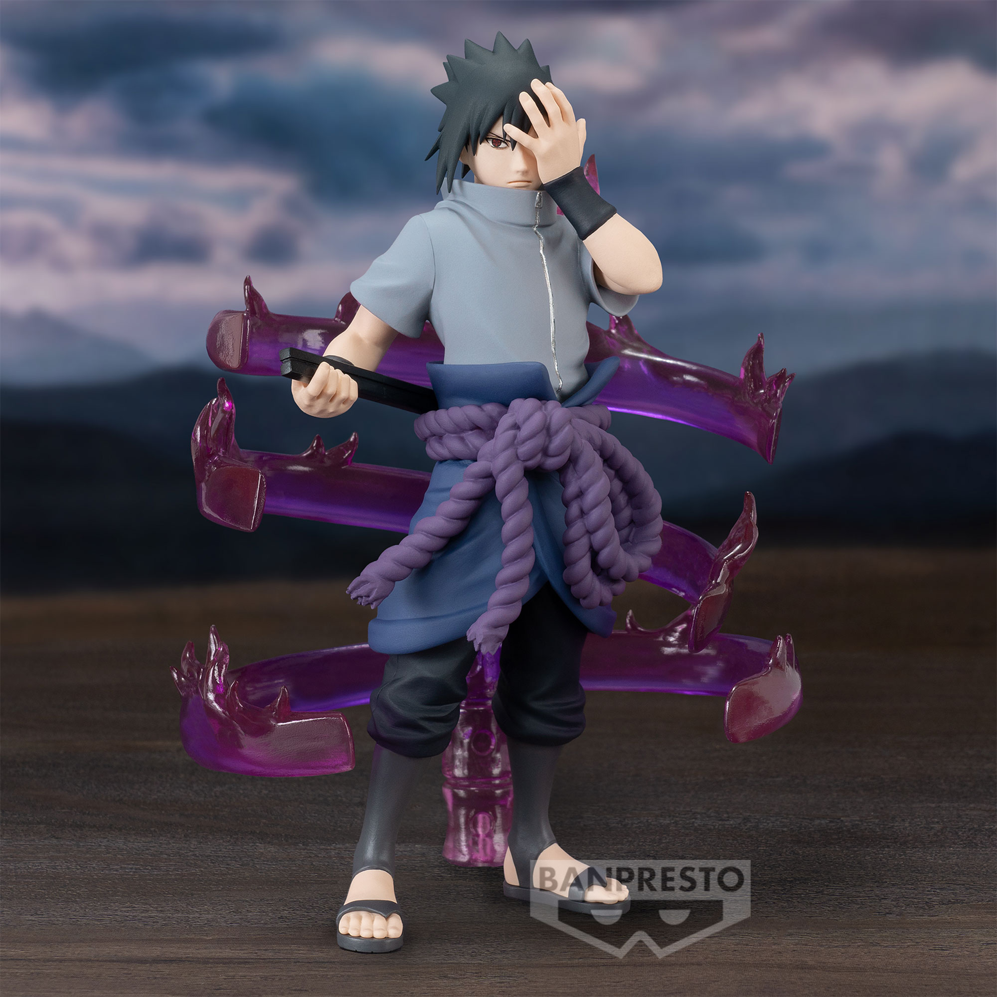 Figura Naruto - Sasuke Uchiha Vibration Stars Bandai na Americanas