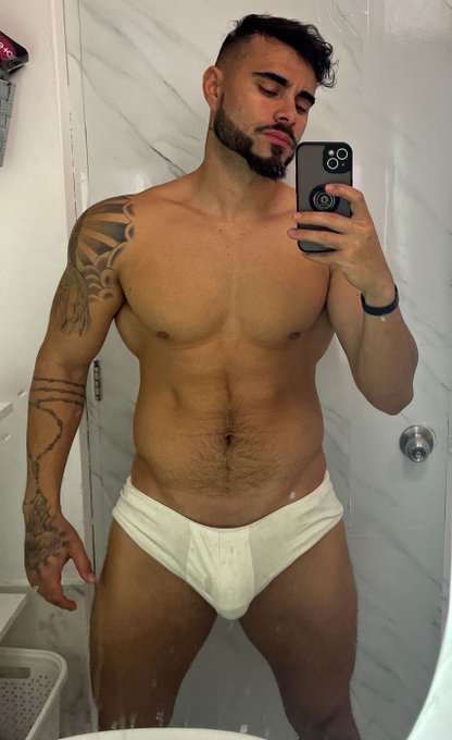Hey ? https://t.co/1V1JjSWNnk