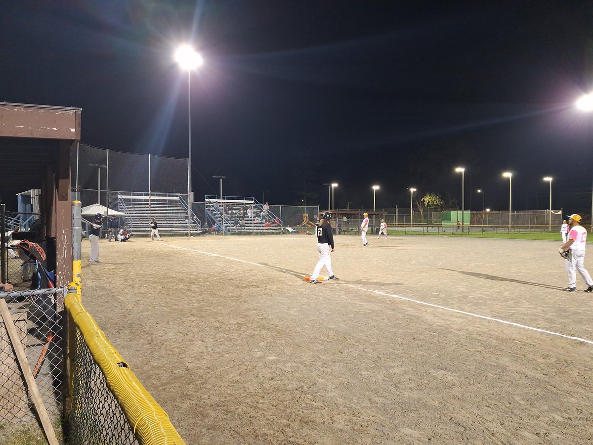 Los Caballos lead Goodfellows 2-0 in the fifth in the <a href="/BMFLFastball/">Blackburn Men's Fastball League 🥎</a> Final at Pierre Rocque.

Will Lowe pitching for Los Caballos and Shannon Borho for Goodfellows.