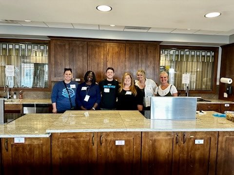 I met some amazing people tonight! Thank you to the Northern Plains Women of AT&amp;T for a great evening volunteering at the Ronald McDonald’s House! <a href="/WomenOfATT_EG/">WomenOfATT</a> <a href="/ATT/">AT&T</a> #LifeAtATT #attbelieves #BOLDNorthernPlains