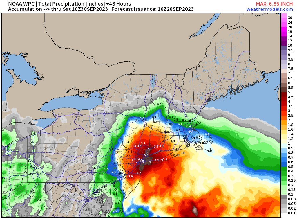 RyanWeather's tweet image. Everyone know in NYC that 5-inches+ of rain is forecast to fall over the next 36-48 hours? 

Huge area of heavy rainfall centered on the Big Apple from a non-tropical storm system.
