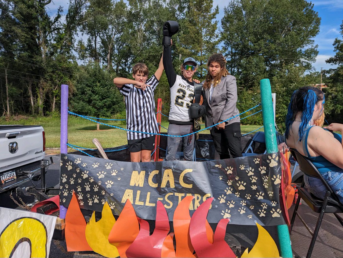MonroeCoAchieve's tweet photo. Parade ready!
#Wrestlemania #MPvsallyall #HoCo2023 https://t.co/onvQM8FLK7