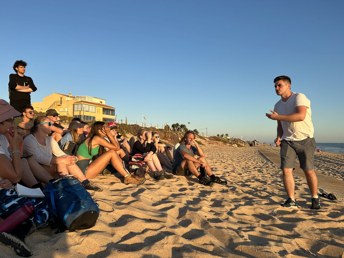 Lucy Turner tweet media