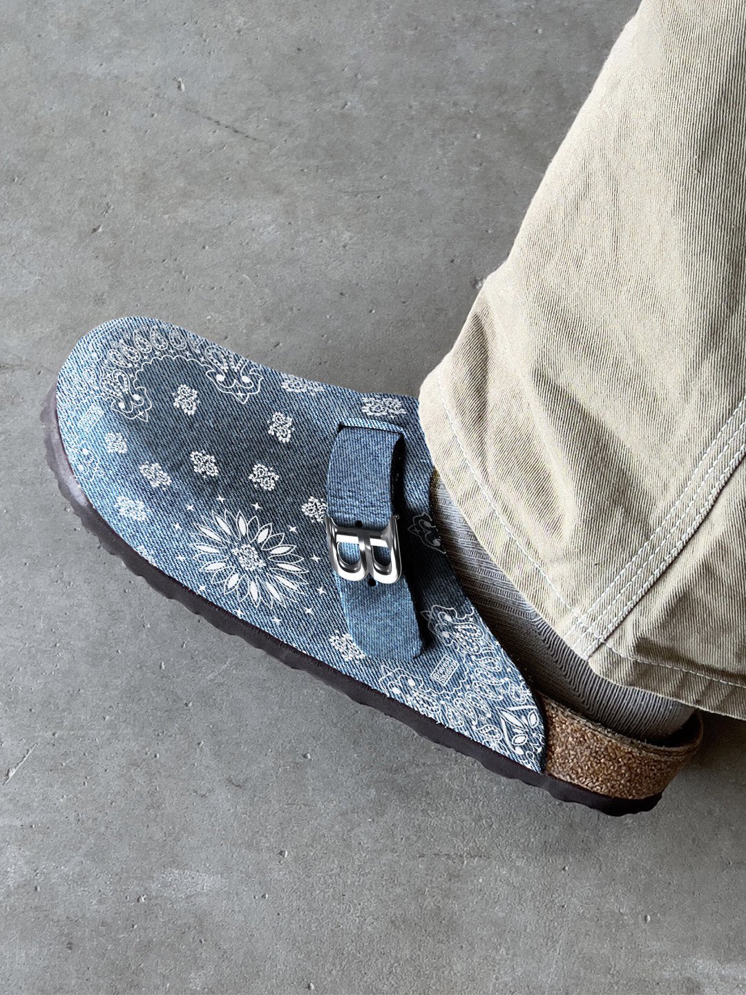 zSneakerHeadz on X: The @BravestStudios “Denim Paisley” mules are set to  drop on Friday (9/29) at 2PM EST. Drop Alerts:    / X