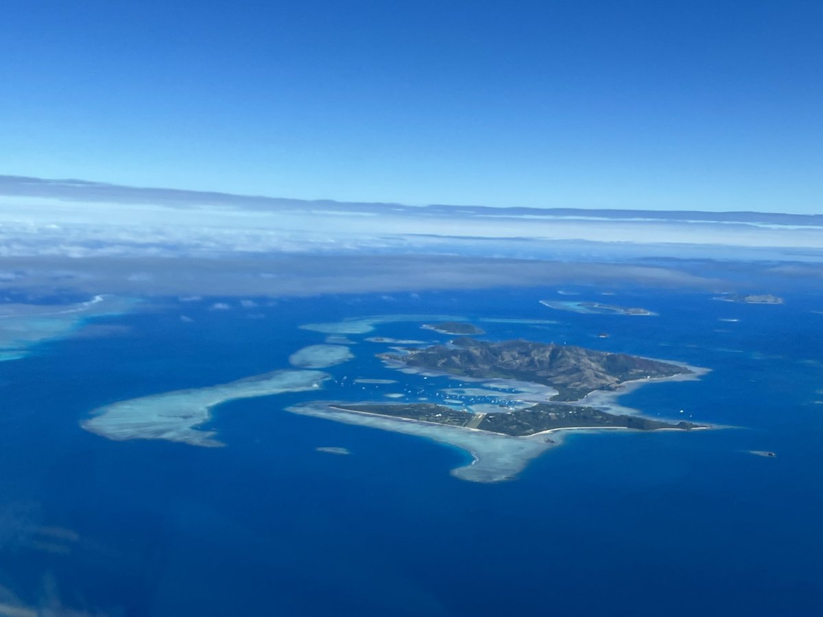 fijirotuma's tweet photo. Back at the office on a beautiful day. @FijiAirways @NadiAirport @FijiMet https://t.co/cFuy7mGq6p