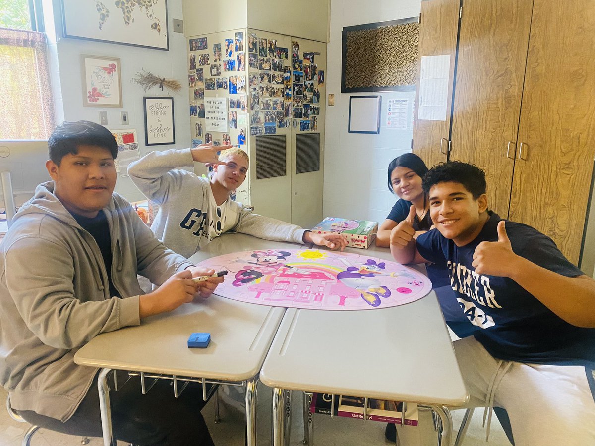 FUN End-of-Unit review. Each group has to answer the question correctly to get a piece of the puzzle 🧩 (everyone in the group has to write the correct answer on their whiteboards). The group who completes the puzzle first - WINS! Everyone is participating and engaged. 👏🏼👏🏼