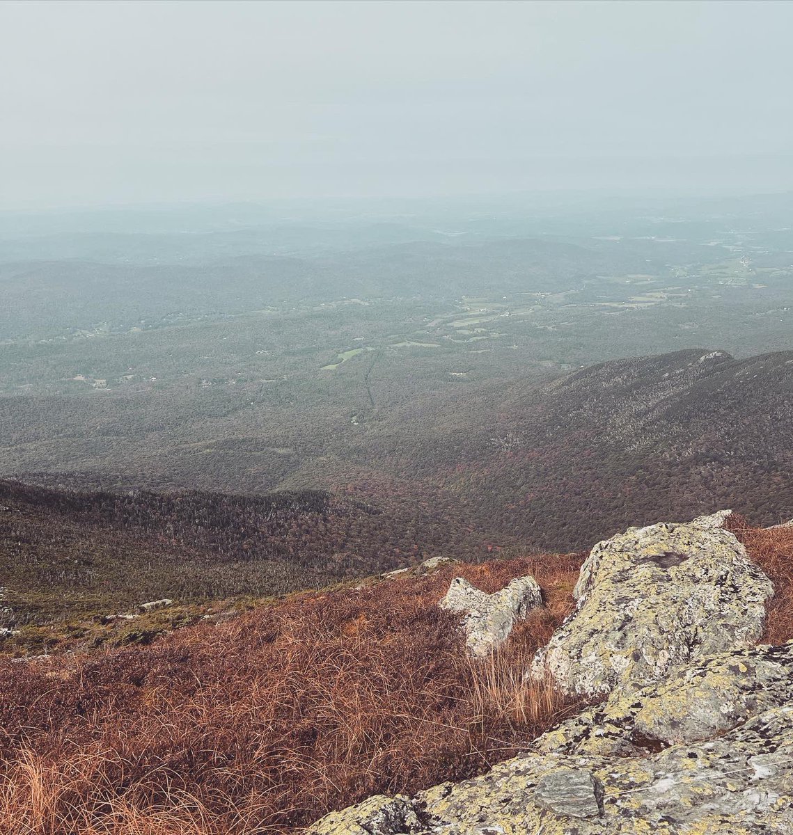eaj's tweet image. 7.7mi, 2852ft. #mtmansfield #vermont #hiking #trailrunning